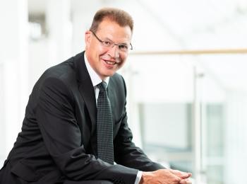 Hier ist ein Bild zu sehen von Landrat Heiner Scheffold. Hier ist ein Bild zu sehen von Landrat Heiner Scheffold.